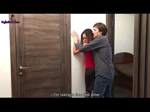 ❤️ सेक्सी रियाल्टार कामुक रूप से उसकी बिल्ली को झटका देता है और उसके अपार्टमेंट को बेचते समय fucks - क्रेम्पाई ️❌ गुदा वीडियो हम पर